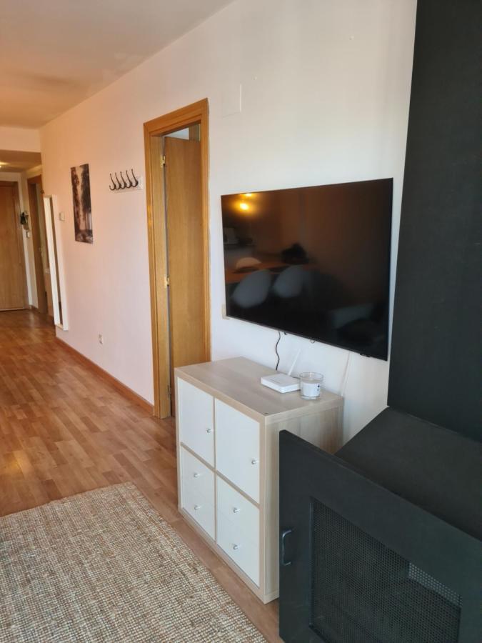 Tuhogarencerler Taquilla Parking En Pistas Apartment ภายนอก รูปภาพ